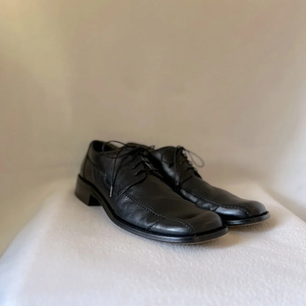 Kenneth Cole Reaction Size 11 Black Leather Lace Up Shoes - Picture 1 of 16